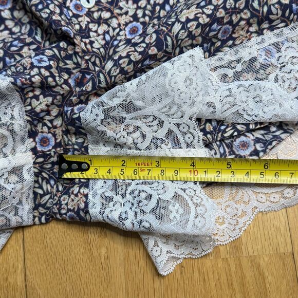 Anthropologie Victoriana Lace-Trim Shorts Multi M EUC Coquette Boudoir Boho Chic - Picture 8 of 16